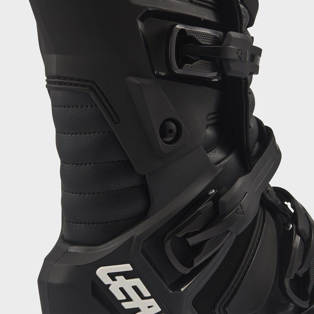 Moto 4.5 Evo Boots Q6