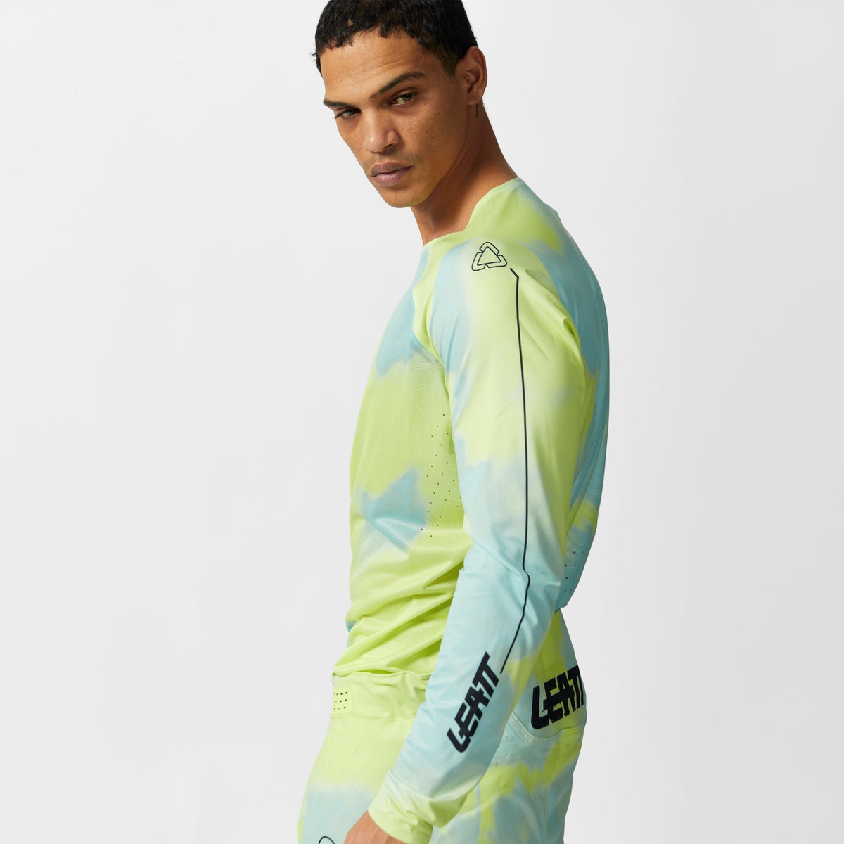 Moto 5.5 UltraWeld Jersey W2